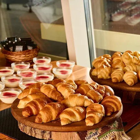 Отель Hotel Han Bjelasnica 4*