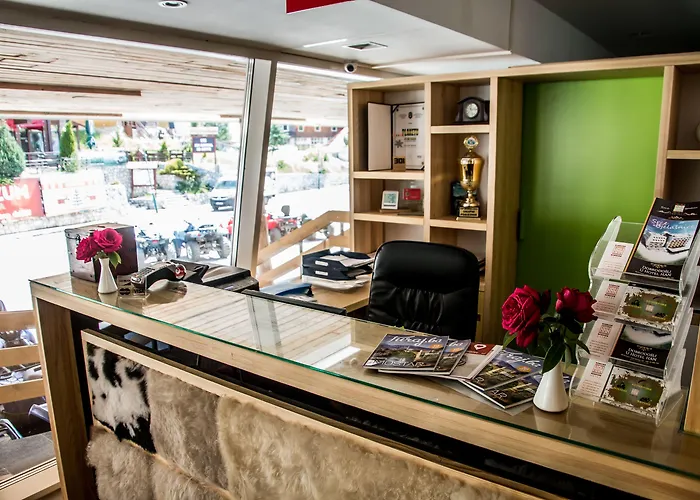 汉别拉什尼察酒店 酒店